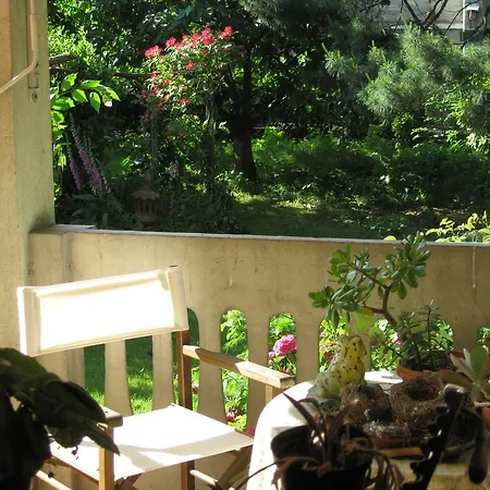 Nido Di Rondine Anfiteatro Morenico Bed & Breakfast *